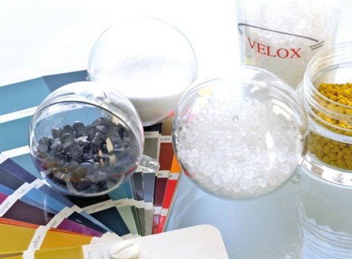 Velox GmbH - Farben und Lack Velox GmbH - Farben und Lack